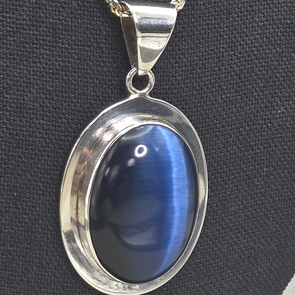 Mexico 925 Sterling Silver Royal Blue Cats Eye Cabachon Pendant Necklace - Picture 2 of 10
